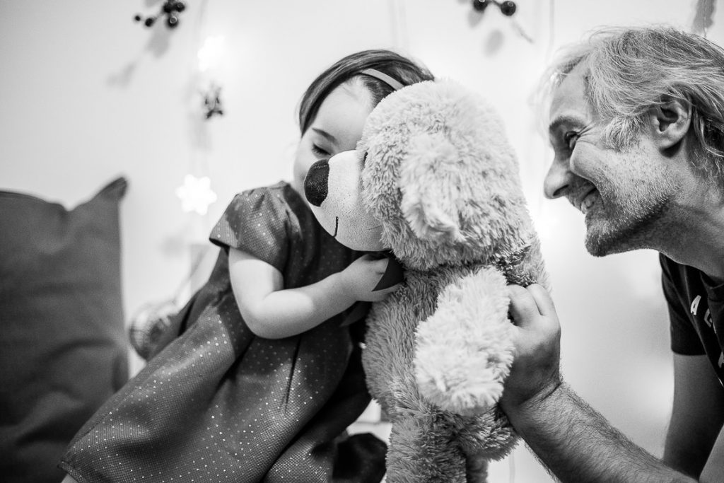 Fotojurnalism de familie - În preajma Crăciunului în familie - Fotografie de Copii by Mihai Zaharia Photography