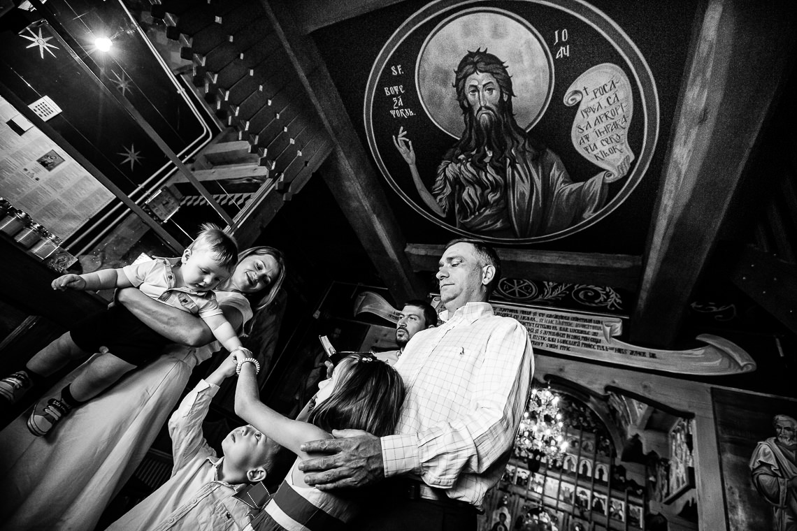 Fotograf botez Bucuresti - Biserica Romniceanu (Mihai Zaharia Photography) - Botez Mihai Alexandru